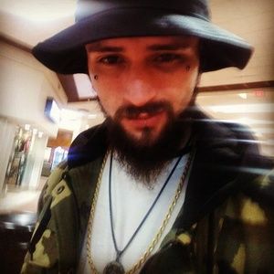 Meet your Posher, Cody